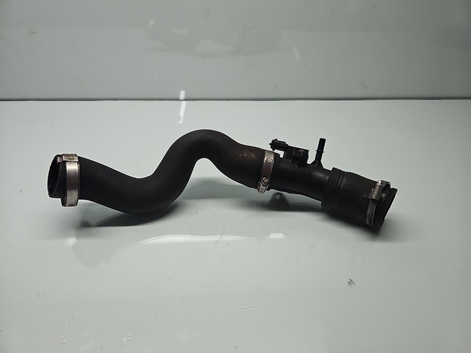 Furtun intercooler Ford Focus 3 Hatchback [Fabr 2011-2015] OEM 1.0 Benz M1DA 92KW / 125CP - imagine 1