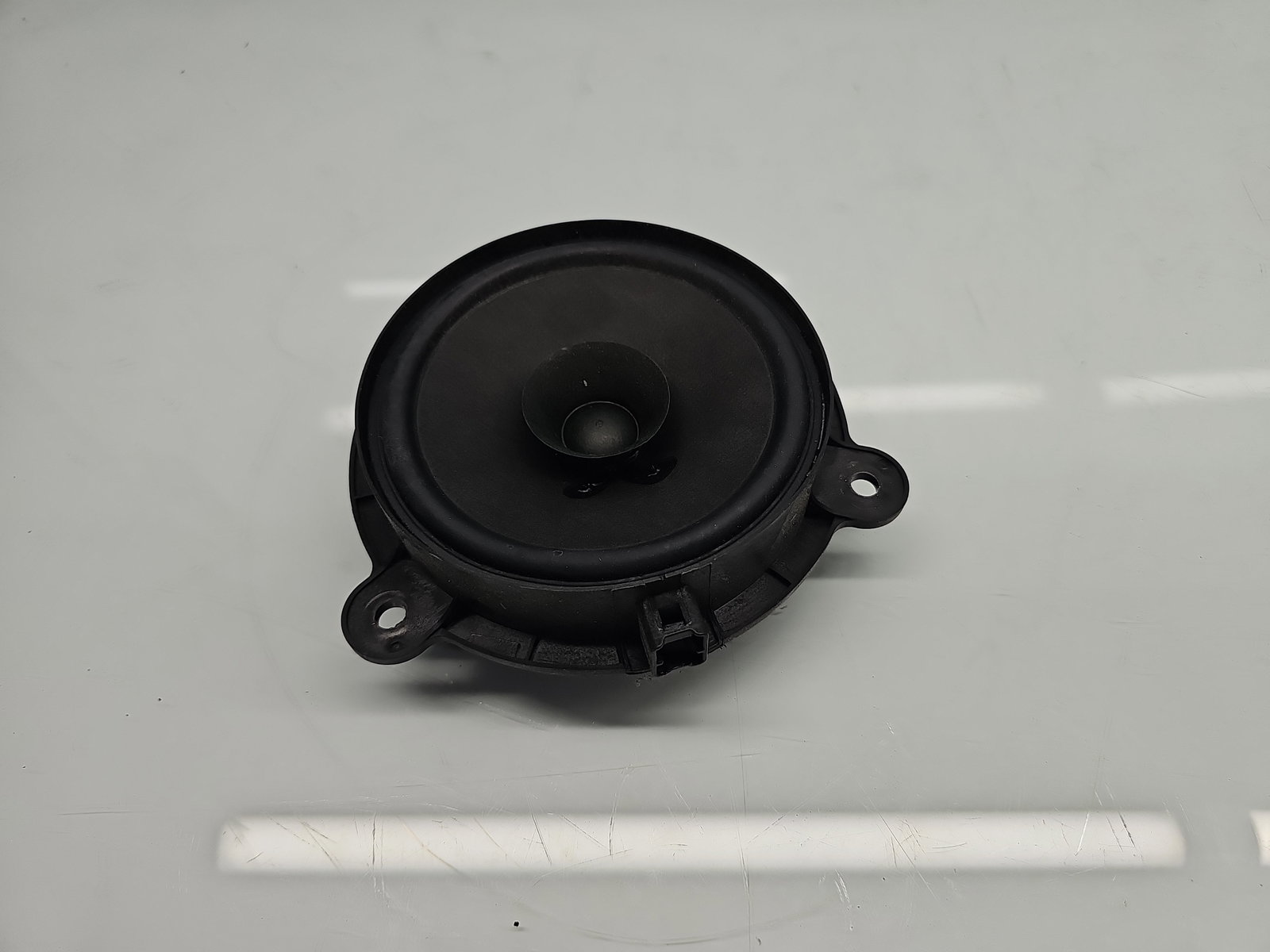 Boxa dreapta spate Dacia Logan II MCV BK (K52) [Fabr 2013-2022] Facelift 281444271R - imagine 1