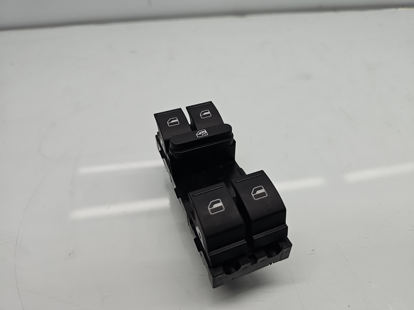 Butoane comanda geamuri sofer Volkswagen Polo (6R) [Fabr 2009-2016] 1K4959857B - imagine 2