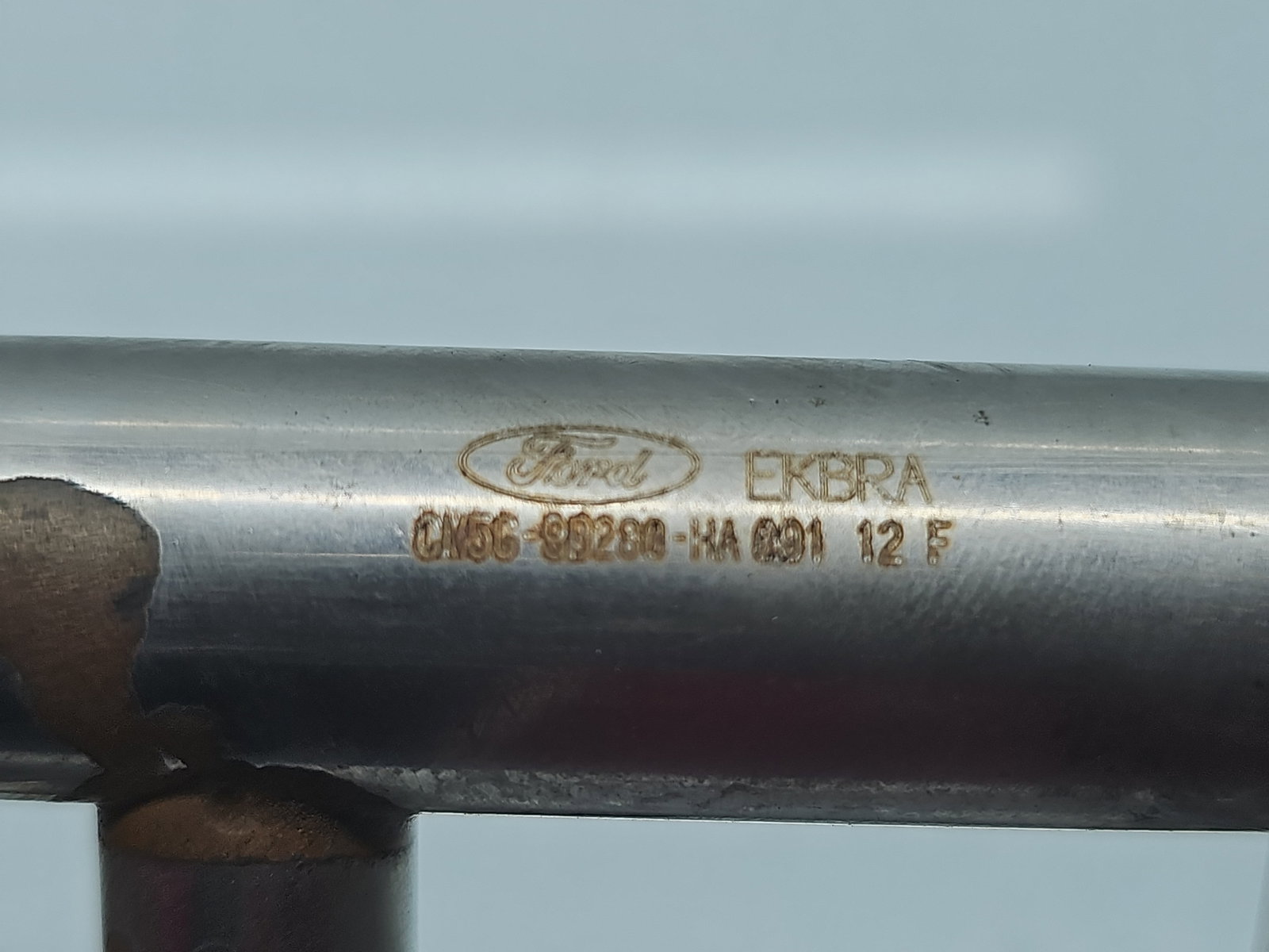 Rampa injectoare Ford Focus 3 Hatchback [Fabr 2011-2015] CM5G-9D280-HA 1.0 Benz M1DA 92KW / 125CP - imagine 4