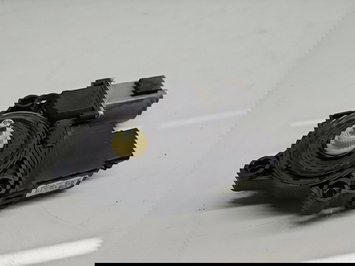 Motoras geam stanga fata Hyundai i30 (GD) [Fabr 2012-2017] 82450-A6010