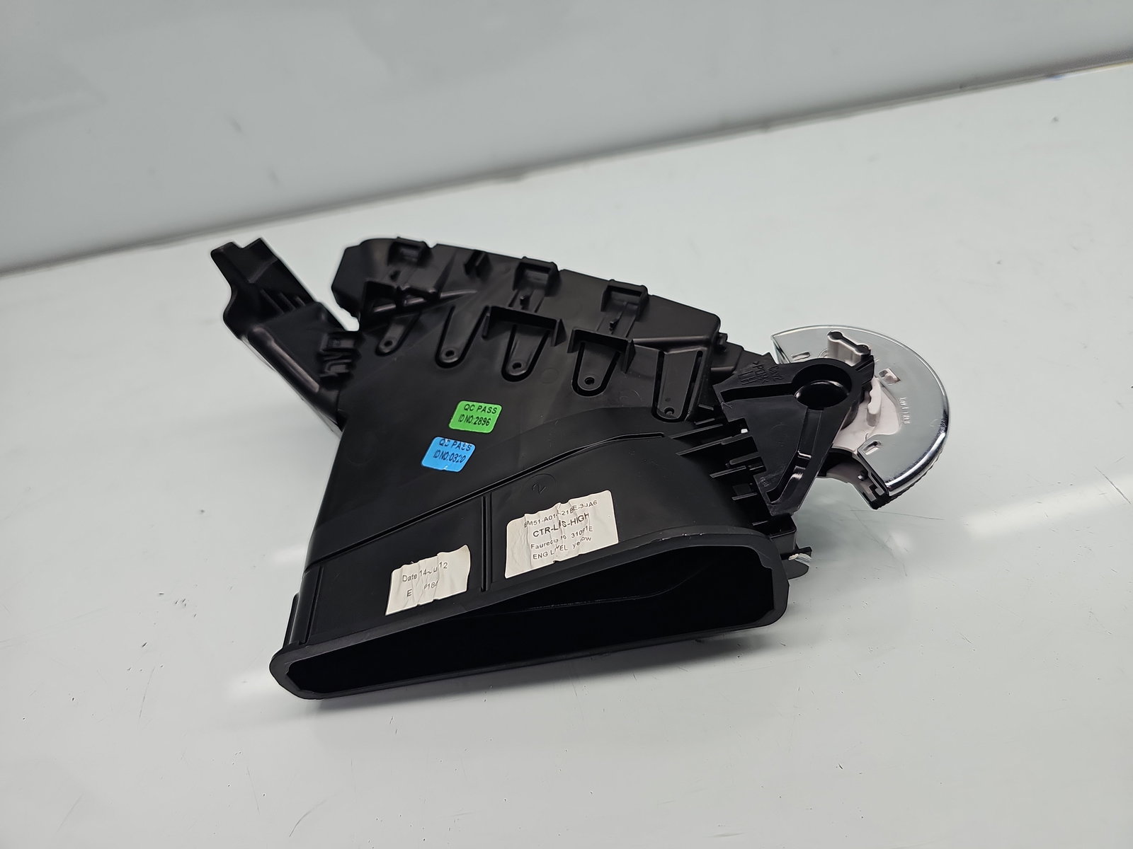 Grila aerisire centrala stanga Ford Focus 3 Hatchback [Fabr 2011-2015] BM51-A014L21BE-3JA6 - imagine 3