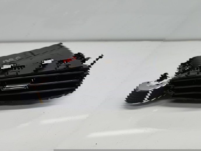  Grila aerisire centrala dreapta Ford Focus 3 Hatchback [Fabr 2011-2015] BM51-A014L20BE-3JA6