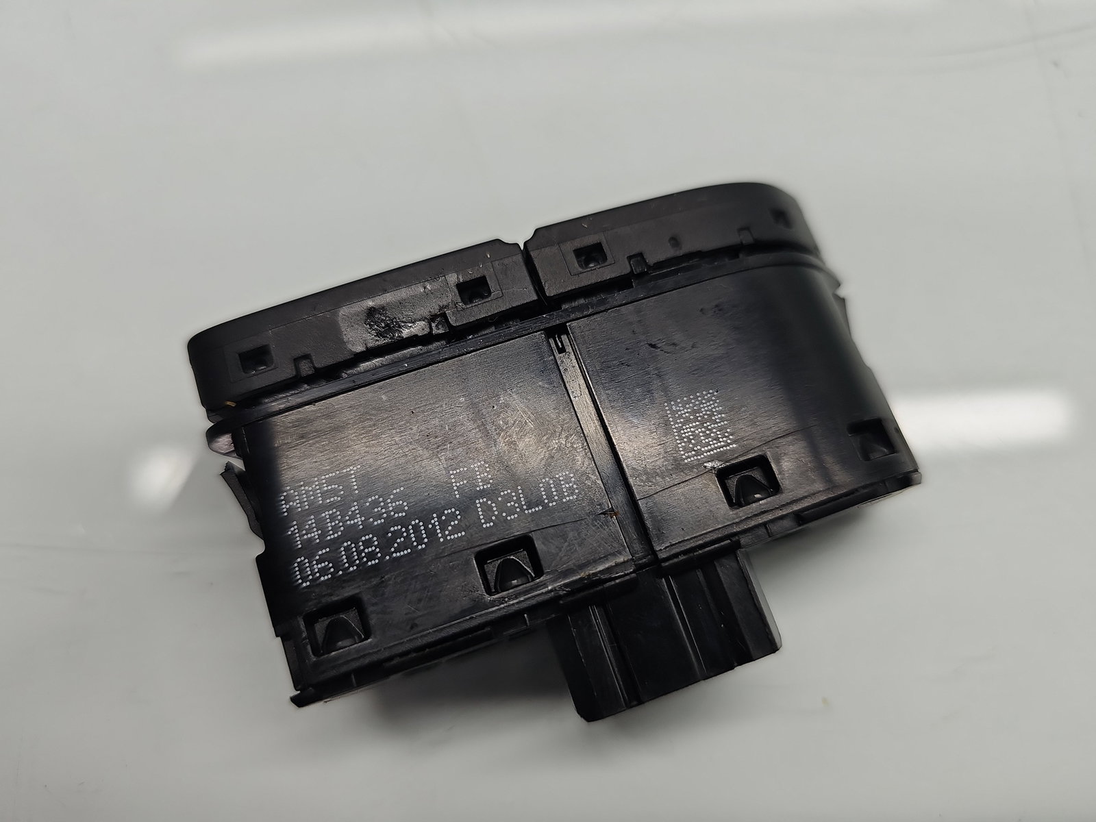 Butoane comenzi consola centrala Ford Focus 3 Hatchback [Fabr 2011-2015] AM5T-14B436-FB - imagine 4