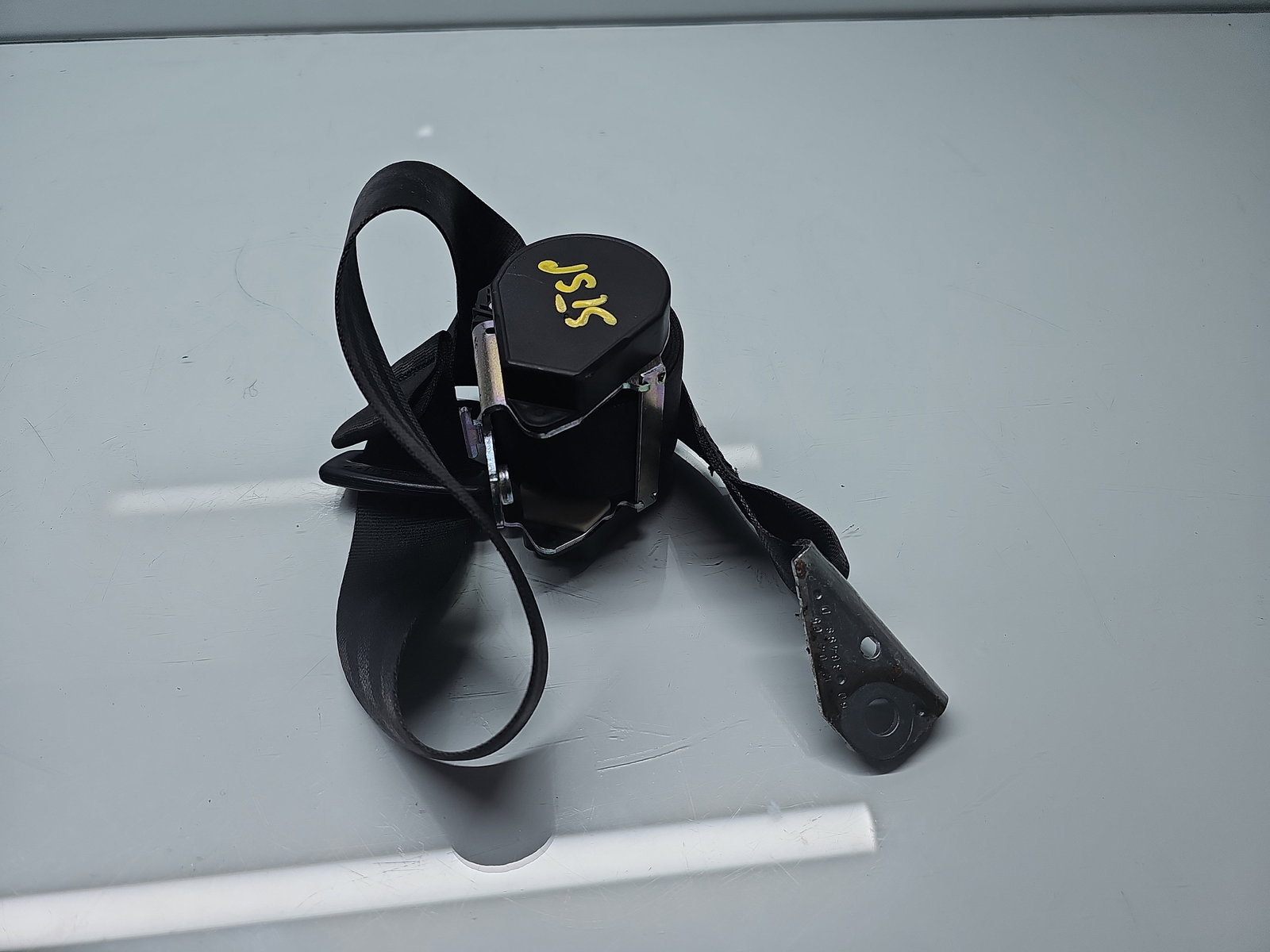 Centura stanga spate Volkswagen Golf 6 (5K1) [Fabr 2009-2013] 1K6857805AA - imagine 1