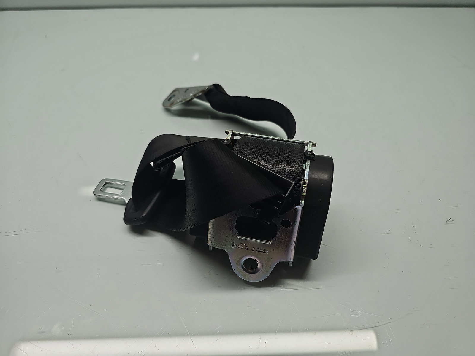 Centura dreapta spate Volkswagen Golf 6 (5K1) [Fabr 2009-2013] 1K6857806AA - imagine 1