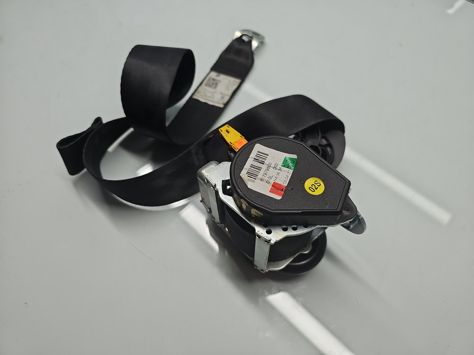 Centura stanga fata Volkswagen Golf 6 (5K1) [Fabr 2009-2013] 1K4857705BH - imagine 2