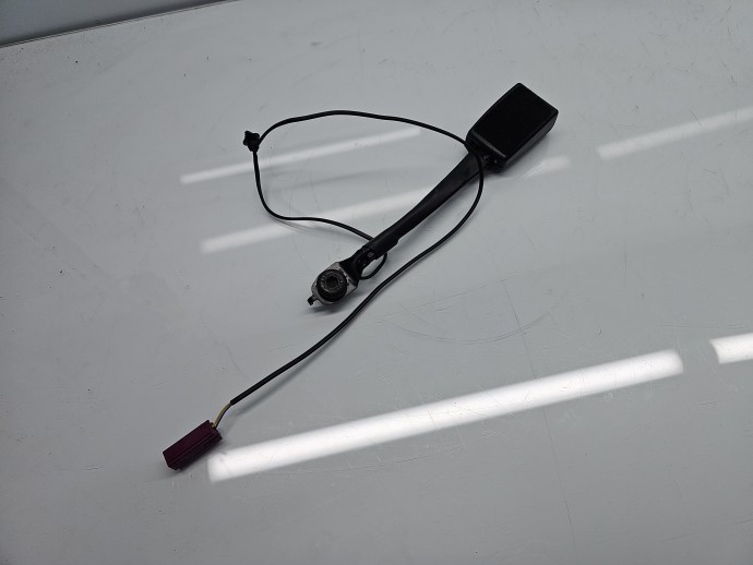  Capsa centura stanga fata Ford Focus 3 Hatchback [Fabr 2011-2015] BM51 61209 ABW