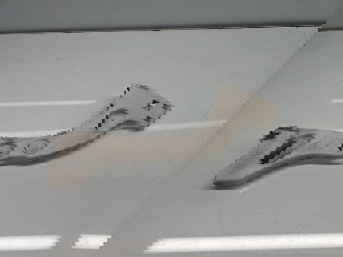 Suport bara stanga spate Ford Focus 3 Hatchback [Fabr 2011-2015] BM51-A17E851-AG