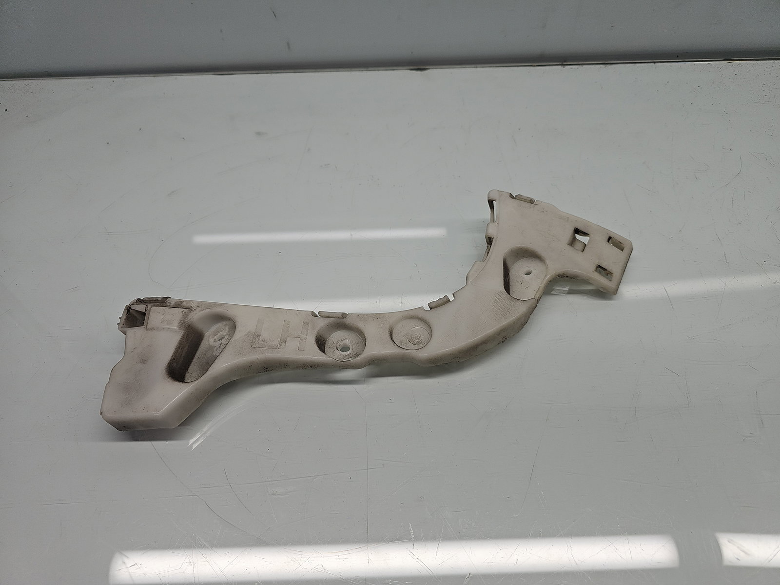 Suport bara stanga spate Ford Focus 3 Hatchback [Fabr 2011-2015] BM51-A17E851-AG - imagine 1