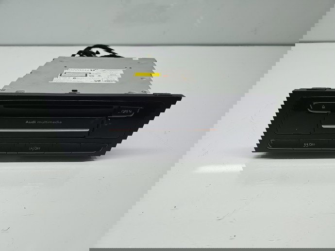  Unitate multimedia AUDI A5 (8T3) [Fabr 2007-2015] 8R2035666B