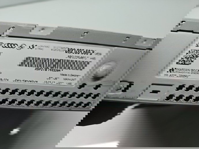  Unitate multimedia AUDI A5 (8T3) [Fabr 2007-2015] 8R2035666B