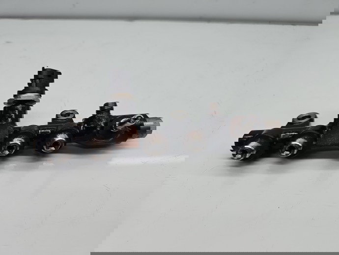 Rampa injectoare Dacia Logan II MCV BK (K52) [Fabr 2013-2022] Facelift OEM 1.5 dCi K9KU87 70KW / 95CP