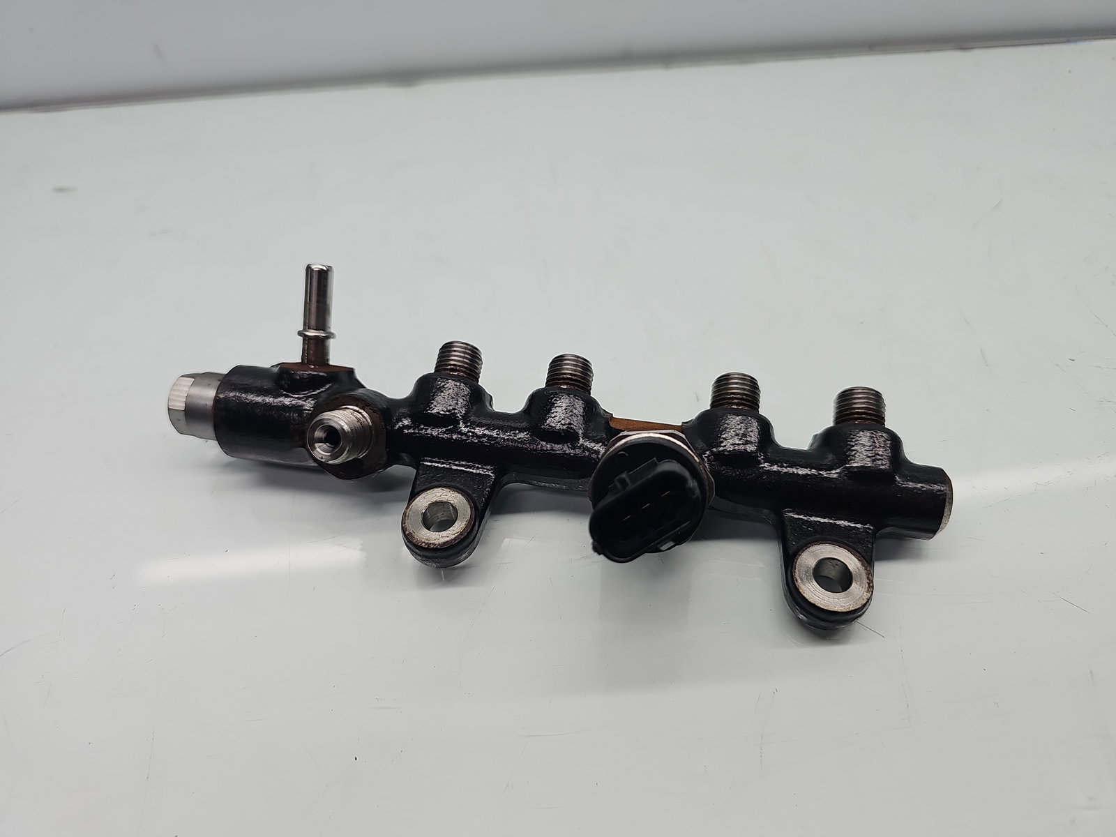 Rampa injectoare Dacia Logan II MCV BK (K52) [Fabr 2013-2022] Facelift OEM 1.5 dCi K9KU87 70KW / 95CP - imagine 2