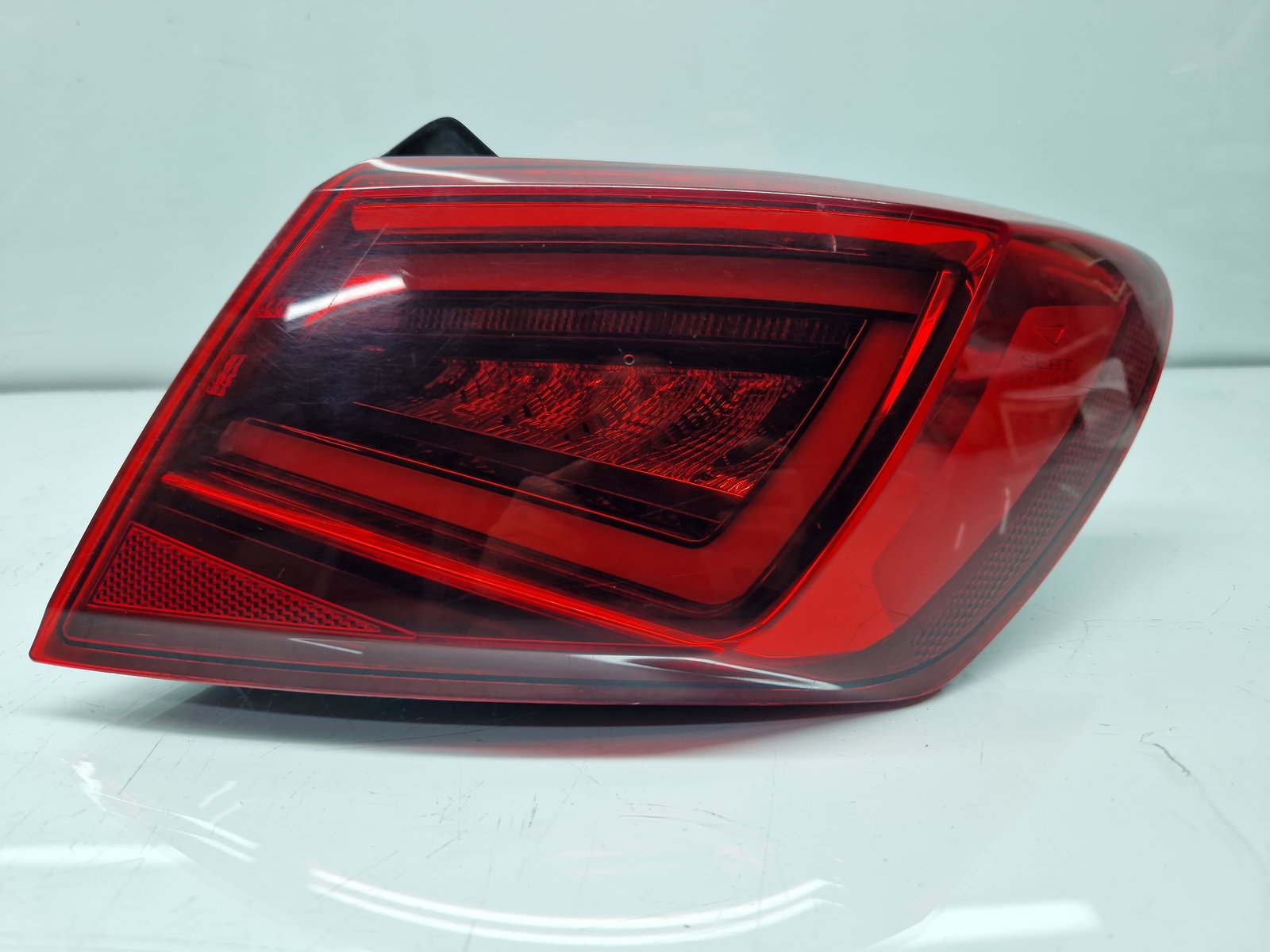 Stop aripa dreapta Seat Leon (5F1) [Fabr 2012-2018] 5F0945208F - imagine 1