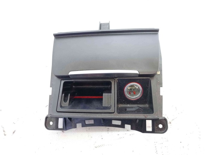 Scrumiera 8K0857951 Audi A5 (8T3) [Fabr 2007-2015] 2.0 CAHA