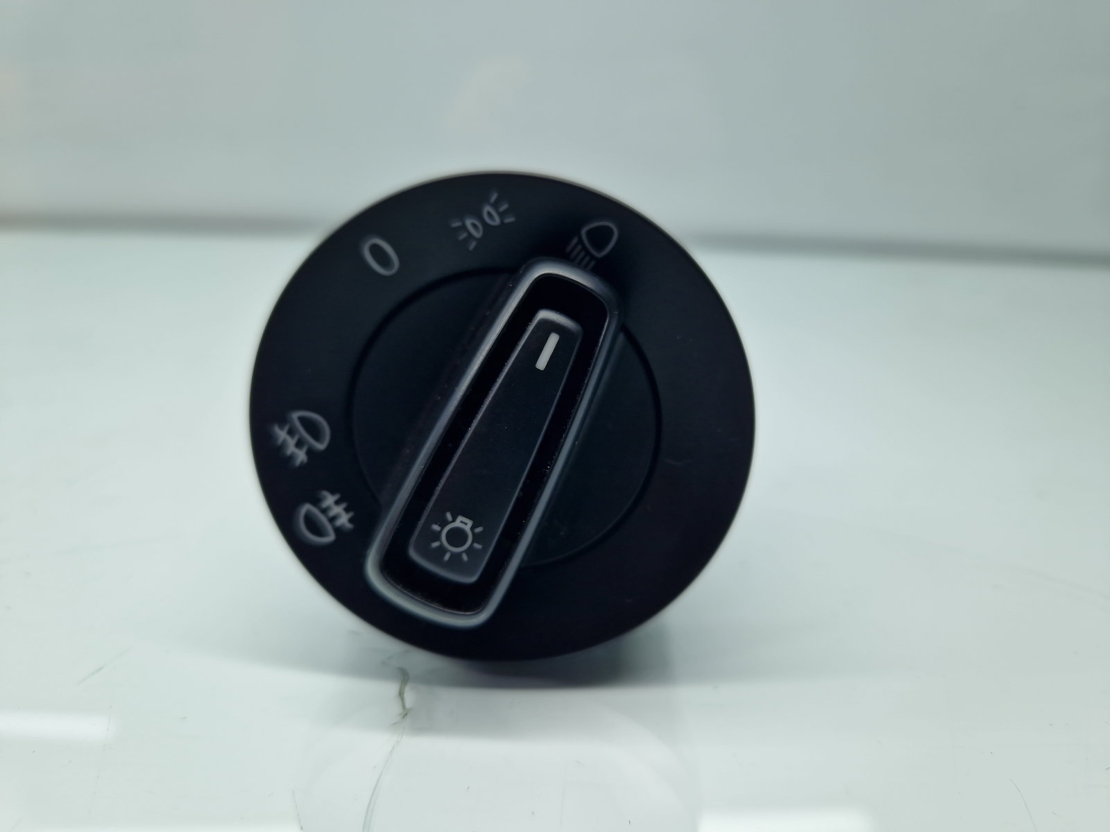 Bloc lumini Seat Leon (5F1) [Fabr 2012-2018] 5G0941431AH - imagine 1