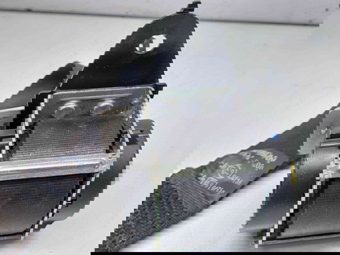  Centura stanga spate Nissan Qashqai Facelift (2) [Fabr 2009-2013] 88844-JD000