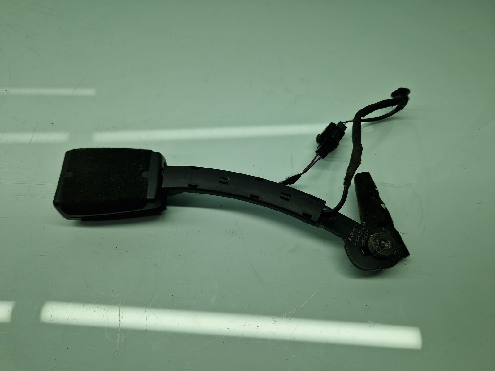 Capsa centura stanga fata Seat Leon (5F1) [Fabr 2012-2018] 5F0857755A - imagine 2