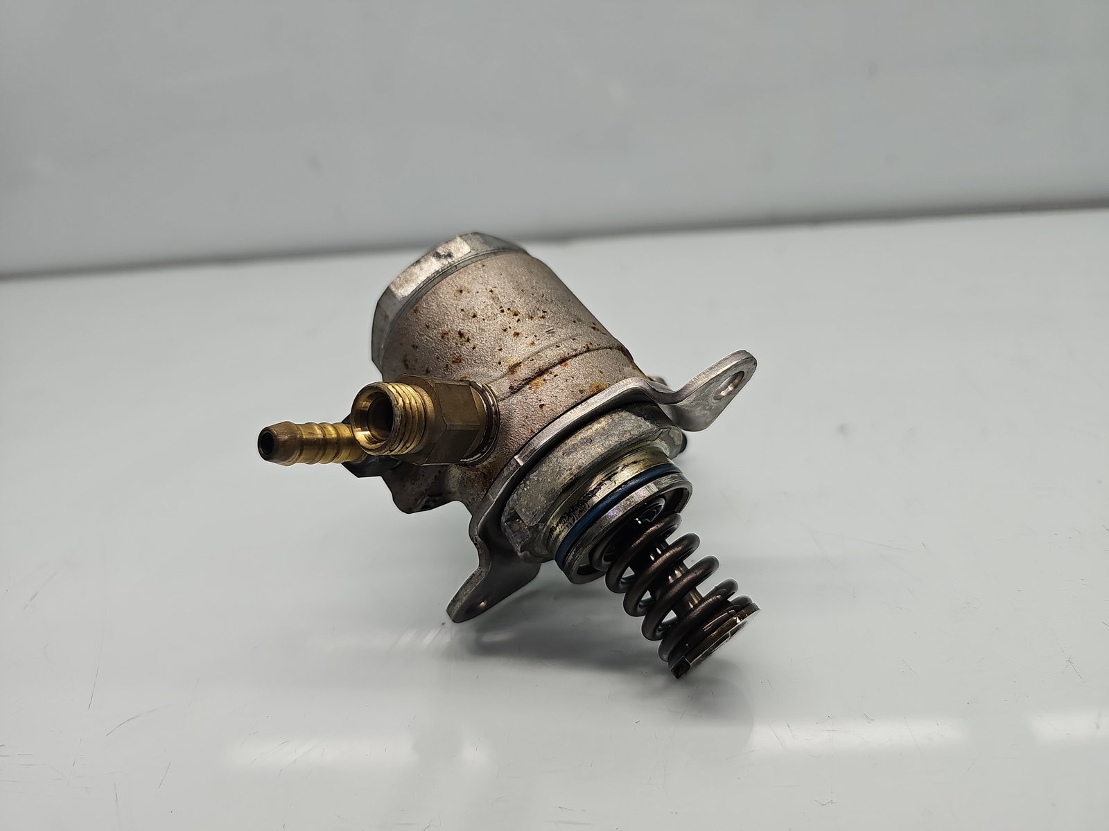 Pompa inalta presiune Volkswagen Scirocco (137) Coupe [Fabr 2008-2017] OEM 1.4 TSI CAXA 90KW / 122CP - imagine 2