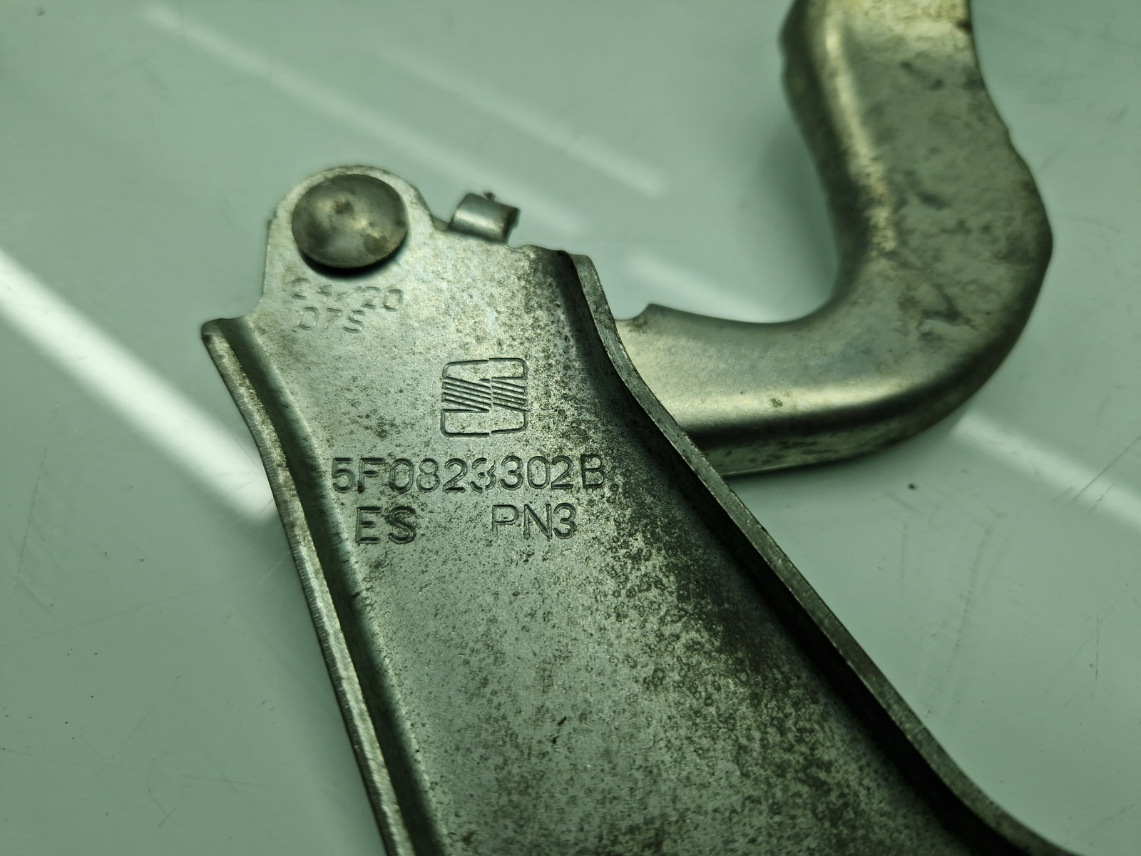 Set balamale capota Seat Leon (5F1) [Fabr 2012-2018] 5F0823302B - imagine 5