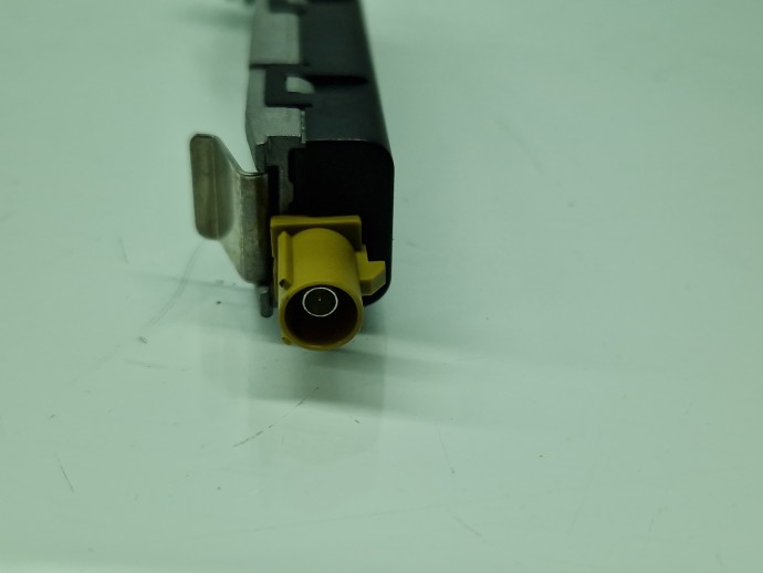  Amplificator antena Volkswagen Touran (5T1) R-line [Fabr 2015-prezent] 5TA035577