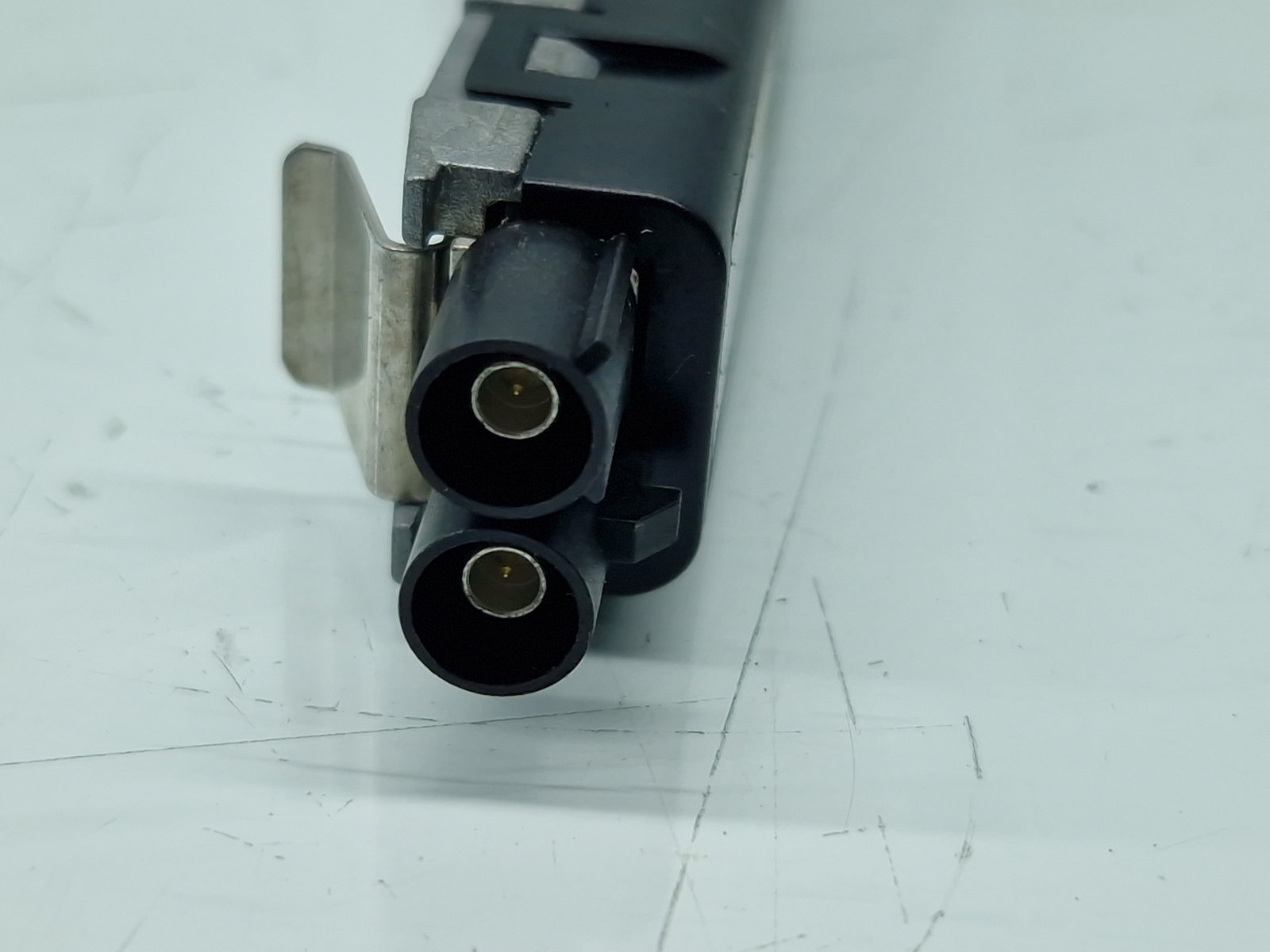 Amplificator antena Volkswagen Touran (5T1) R-line [Fabr 2015-prezent] 5TA035577B - imagine 3