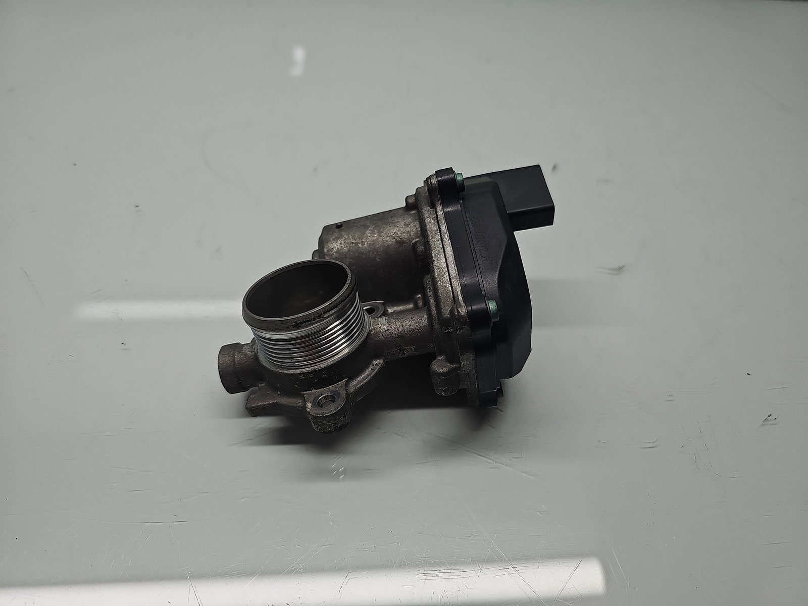 Clapeta acceleratie Volkswagen Passat B8 Variant (3G5) [Fabr 2015-prezent] 04L131501M 2.0 TDI CRLB 110KW / 150CP - imagine 1