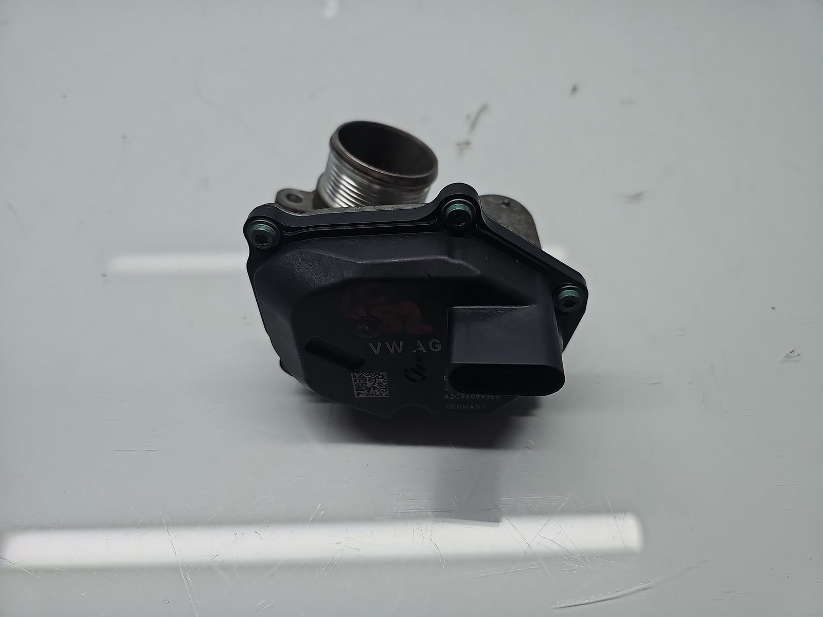 Clapeta acceleratie Volkswagen Passat B8 Variant (3G5) [Fabr 2015-prezent] 04L131501M 2.0 TDI CRLB 110KW / 150CP - imagine 2