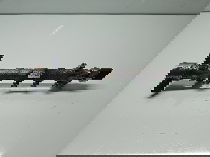 Rampa injectoare Volkswagen Passat B8 Variant (3G5) [Fabr 2015-prezent] 04L089G 2.0 TDI CRLB 110KW / 150CP