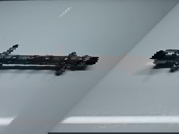 Rampa injectoare Volkswagen Passat B8 Variant (3G5) [Fabr 2015-prezent] 04L089G 2.0 TDI CRLB 110KW / 150CP