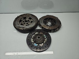 Kit ambreiaj volanta masa dubla Volkswagen Passat B8 Variant (3G5) [Fabr 2015-prezent] 2.0 TDI CRLB 04L141015E 110KW / 150CP