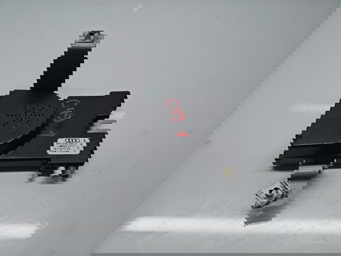  Amplificator antena AUDI A3 Sportback (8PA) [Fabr 2004-2013] Facelift 8P4035225D