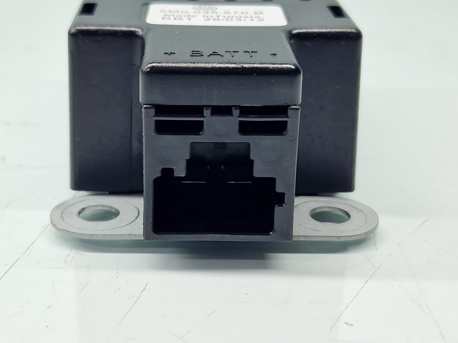 Amplificator antena Volkswagen Golf 6 (5K1) [Fabr 2009-2013] 5M0035570B - imagine 4