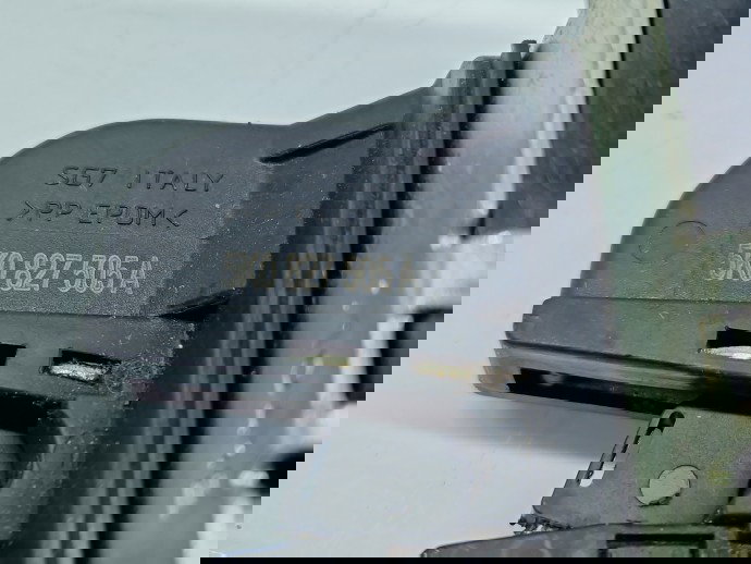 Broasca haion Volkswagen Golf 6 (5K1) [Fabr 2009-2013] 5K0827505A