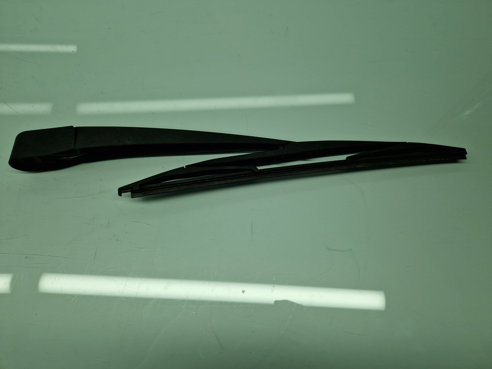 Brat stergator haion Renault Megane 3 Hatchback (X95) [Fabr 2008-2015] OEM - imagine 4