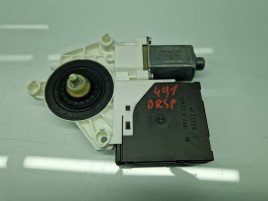 Motoras geam dreapta spate AUDI A3 Sportback (8PA) [Fabr 2004-2013] Facelift E840311203