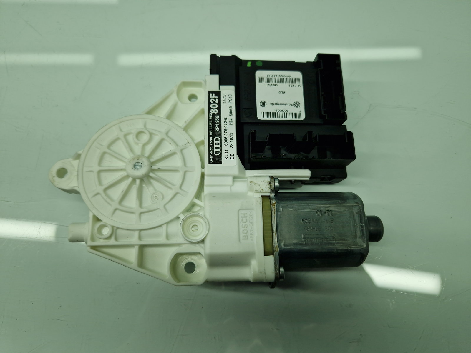 Motoras geam dreapta spate AUDI A3 Sportback (8PA) [Fabr 2004-2013] Facelift E840311203 - imagine 2