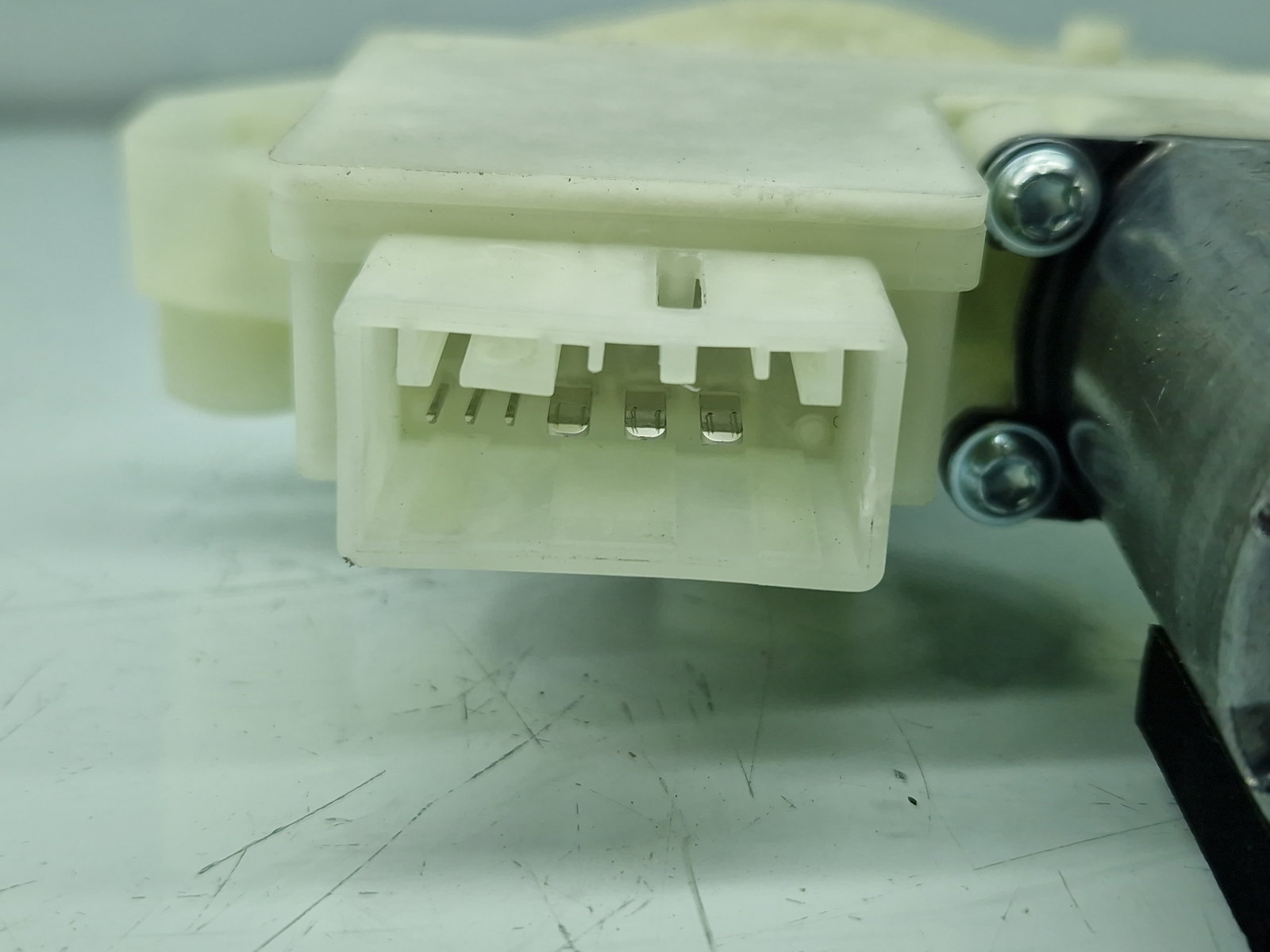 Motoras geam stanga spate Volkswagen Passat B8 Variant (3G5) [Fabr 2015-prezent] 5Q4959812E - imagine 3