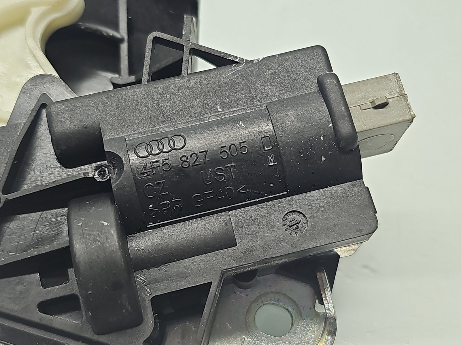 Broasca capota spate AUDI A5 (8T3) [Fabr 2007-2015] 4F5827505D - imagine 4