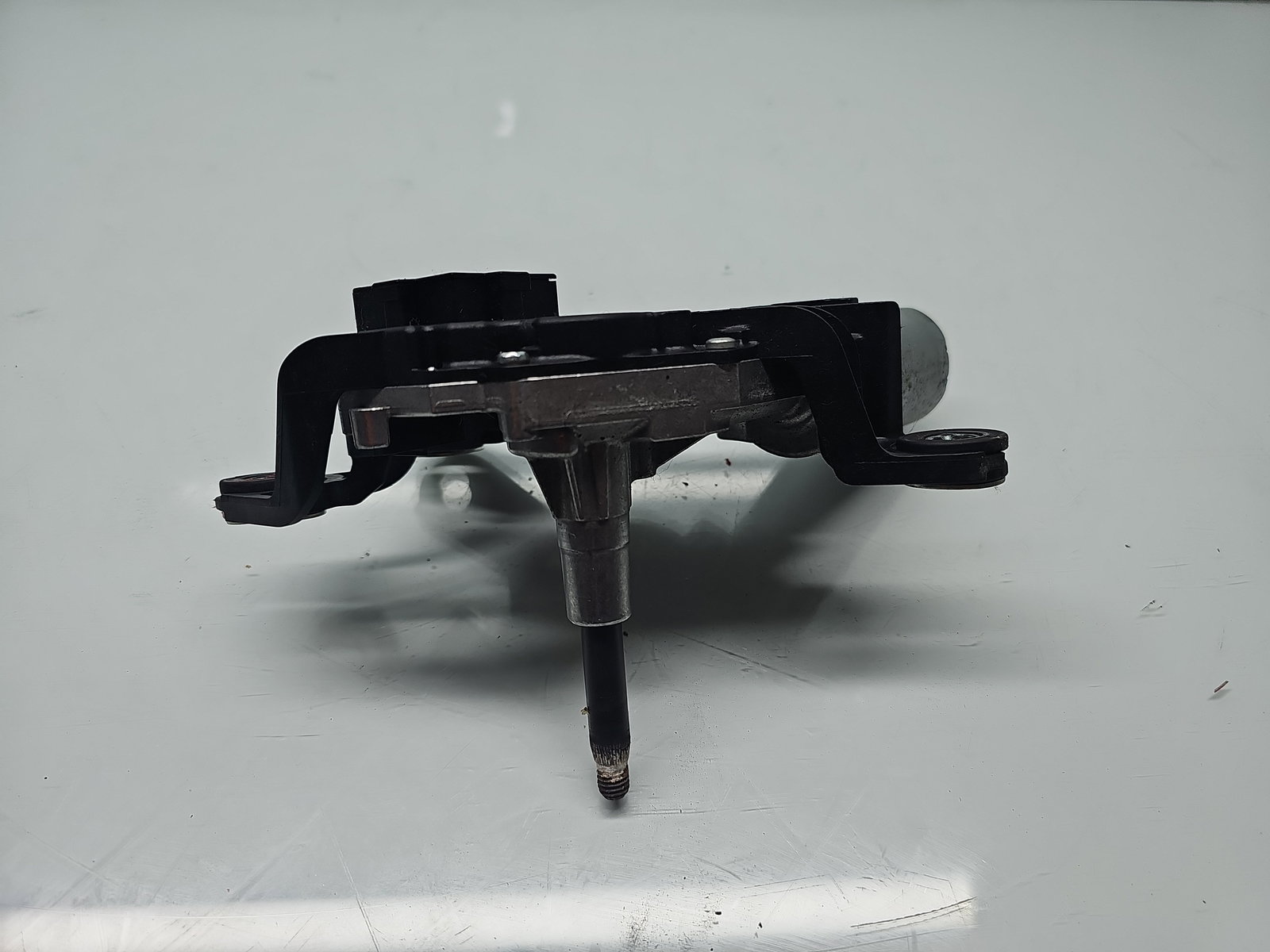 Motoras stergator haion Volkswagen Polo (6R) [Fabr 2009-2016] 5K6955711B - imagine 2