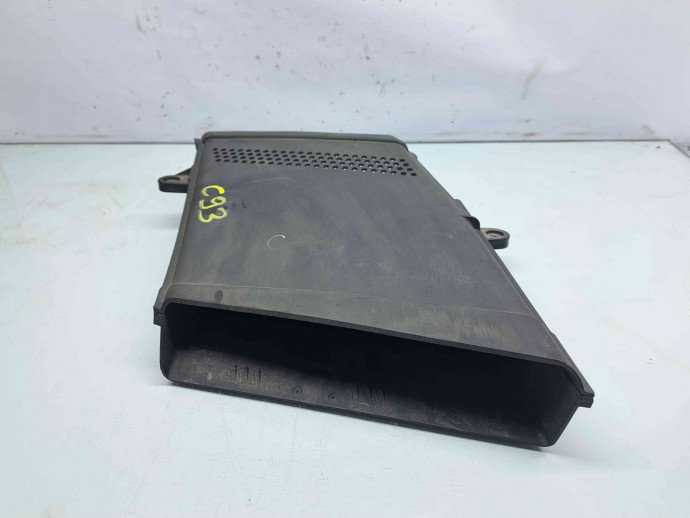 Difuzor captare aer Audi Q5 (8RB) [Fabr 2008-2016] 8R0129618F