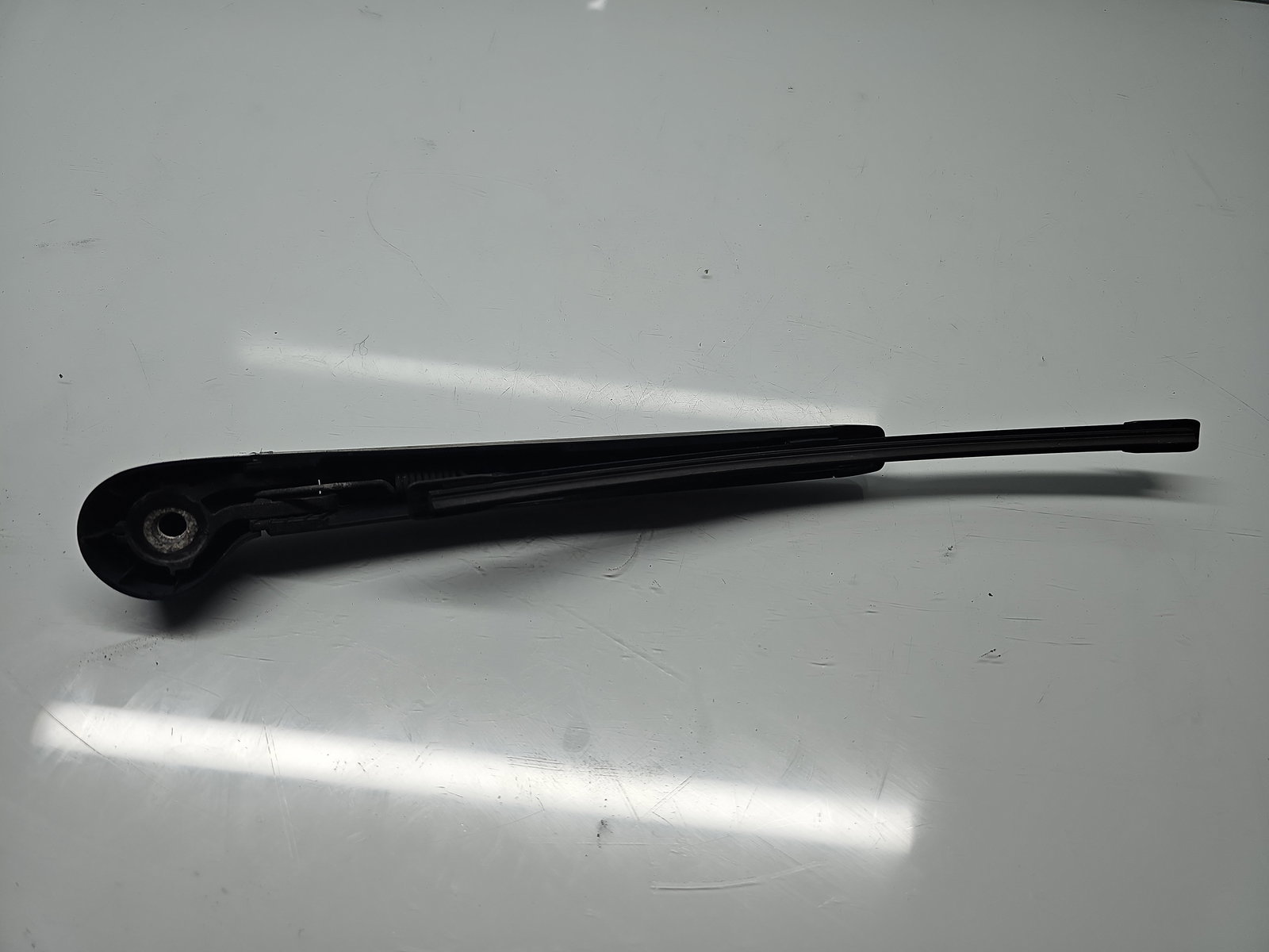 Brat stergator haion Volkswagen Golf 6 (5K1) [Fabr 2009-2013] OEM - imagine 4