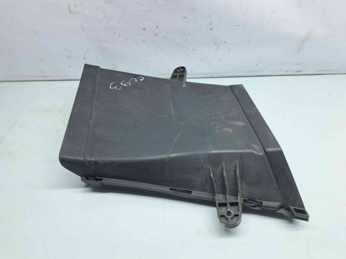 Difuzor captare aer Audi Q5 (8RB) [Fabr 2008-2016] 8R0129618F