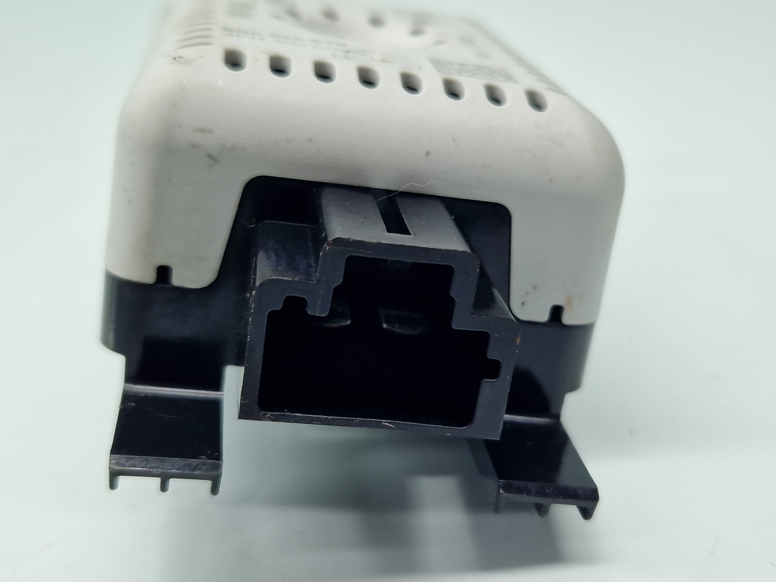 Amplificator antena Volkswagen Golf 7 (5G) [Fabr 2014-prezent] 5Q0035570 - imagine 3