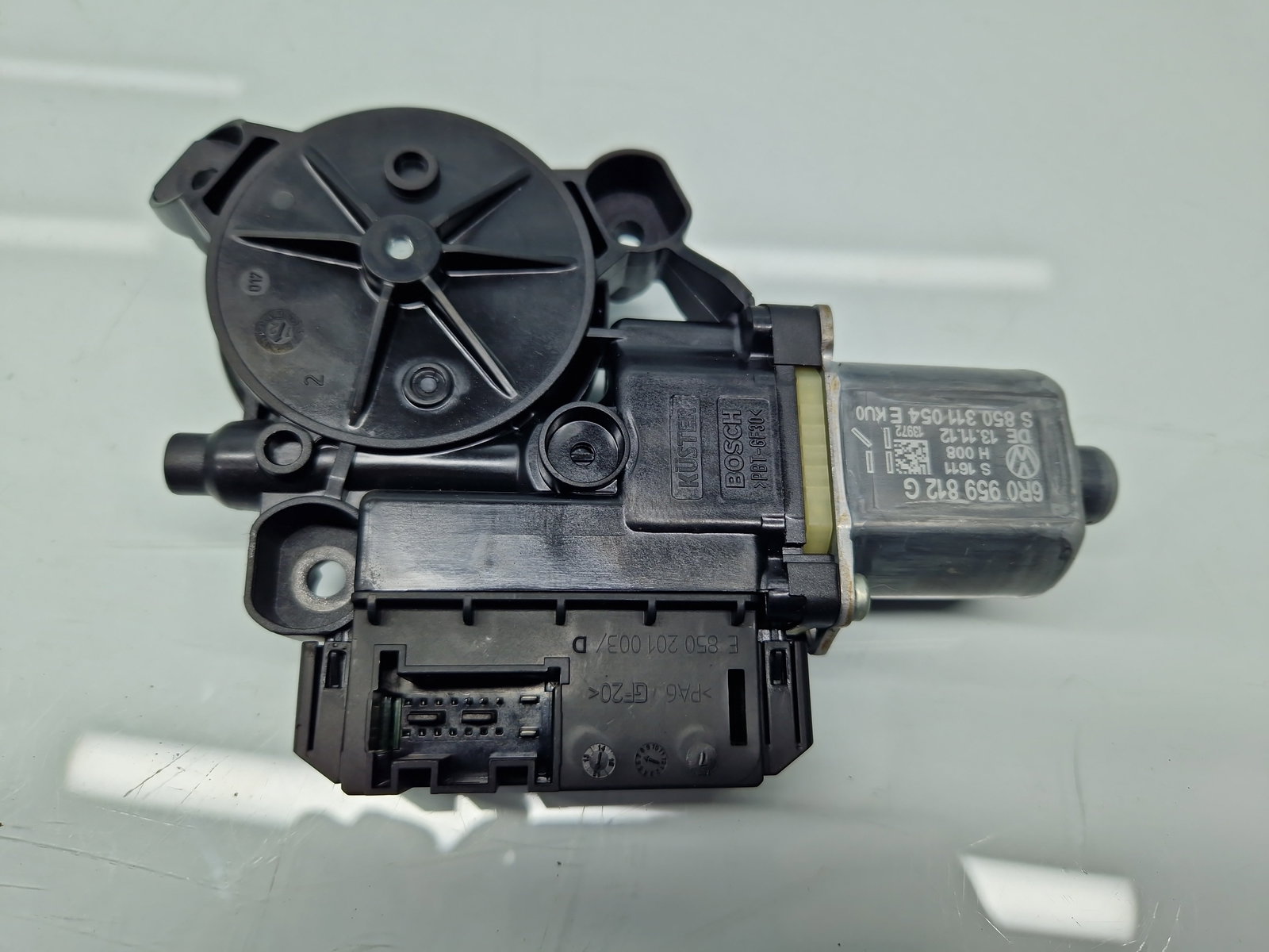 Motoras geam dreapta spate Volkswagen Polo (6R) [Fabr 2009-2016] 6R0959812G - imagine 2