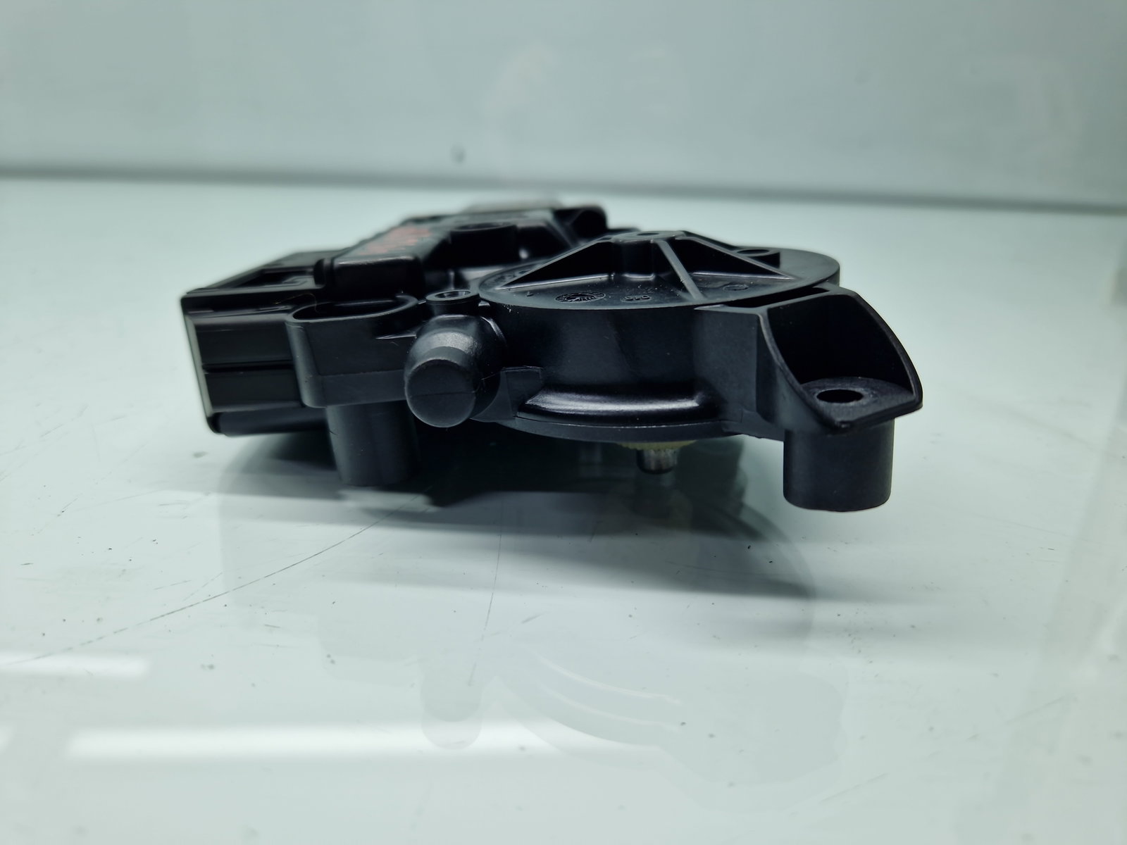 Motoras geam stanga spate Volkswagen Polo (6R) [Fabr 2009-2016] 6R0959811G - imagine 3