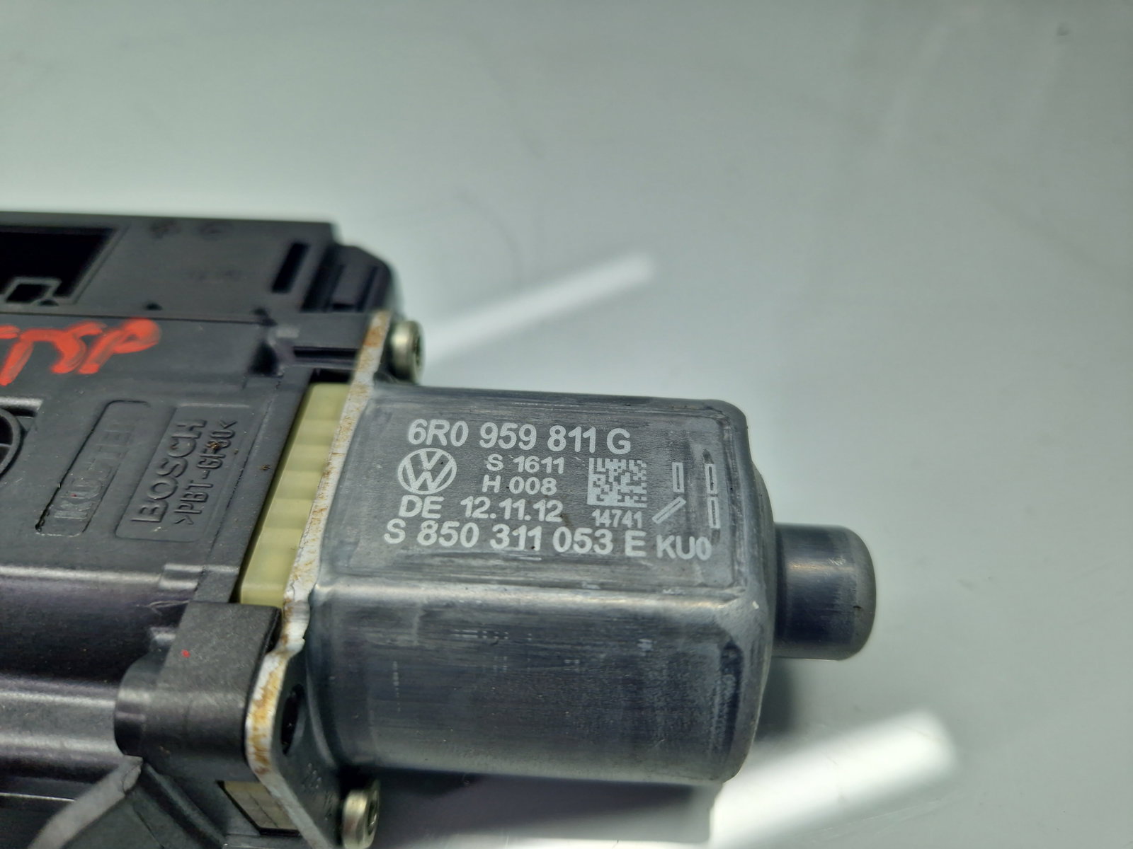 Motoras geam stanga spate Volkswagen Polo (6R) [Fabr 2009-2016] 6R0959811G - imagine 6