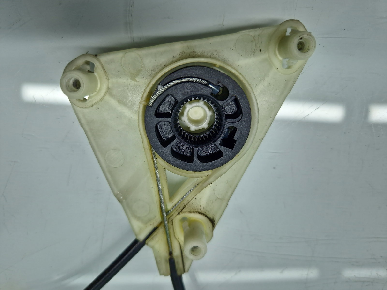 Macara electrica geam dreapta spate Volkswagen Polo (6R) [Fabr 2009-2016] 6R4839462E - imagine 3