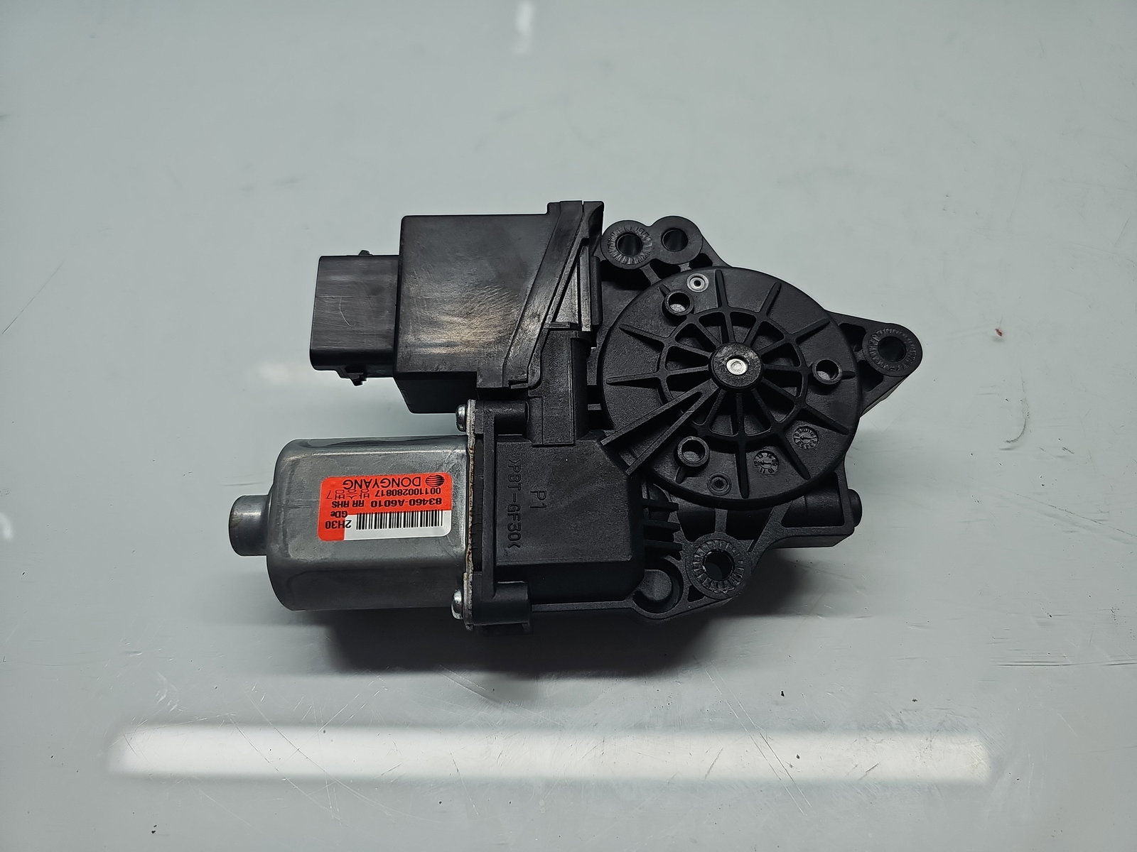 Motoras geam dreapta spate Hyundai i30 (GD) [Fabr 2012-2017] 83460-A6010 - imagine 1